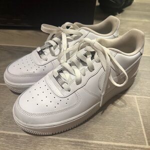 White Nike AF1 Boys Size 6.5Y